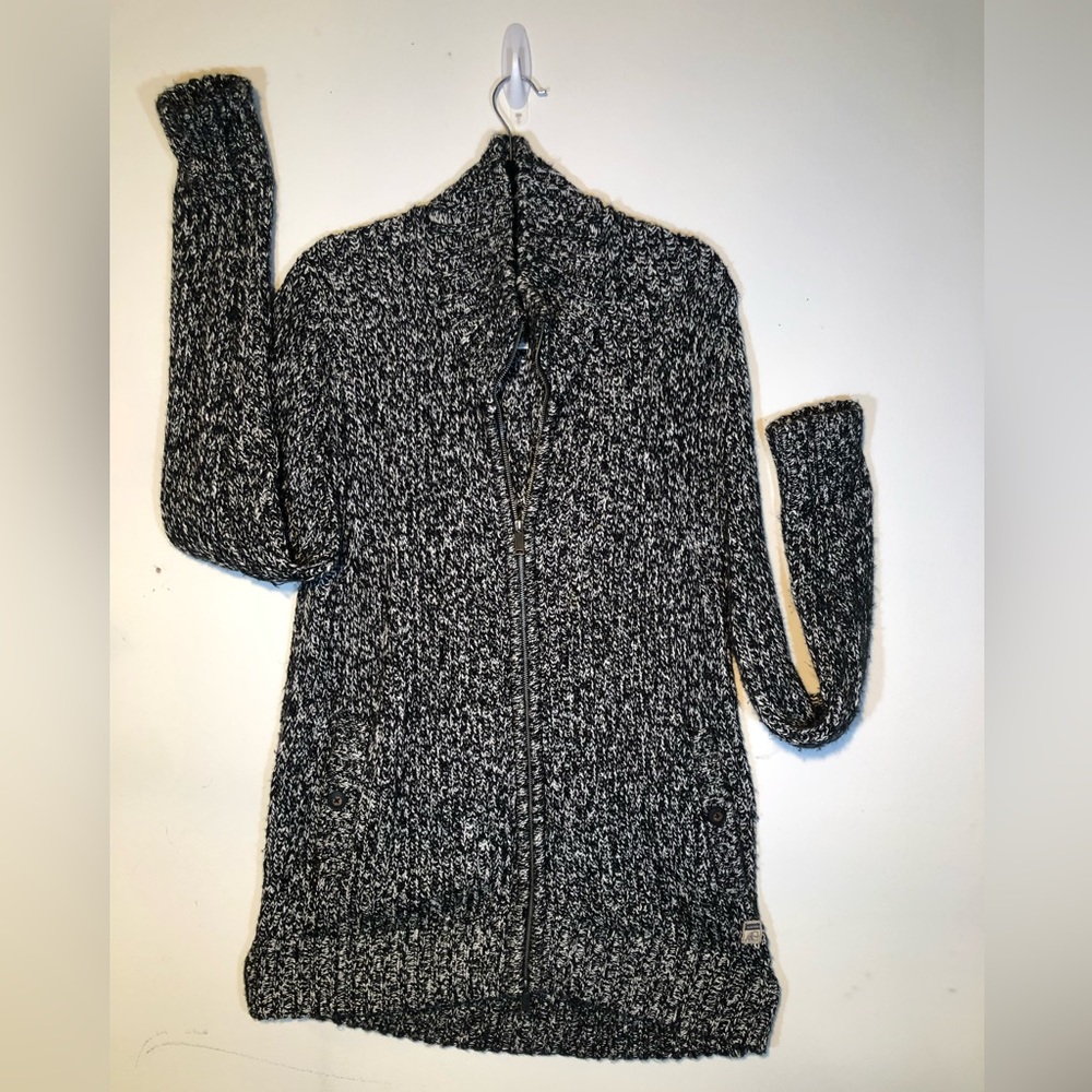 SurfsideSupply Co. Chunky Cable knit Blk/Wht zipperedCardigan XL Unisex
